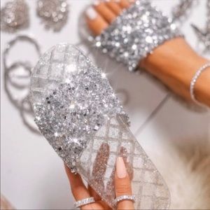 Embellished Sparkle Slide Silver⚪️ size 8.5